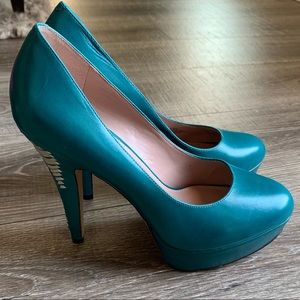 Women’s Vince Camuto pumps